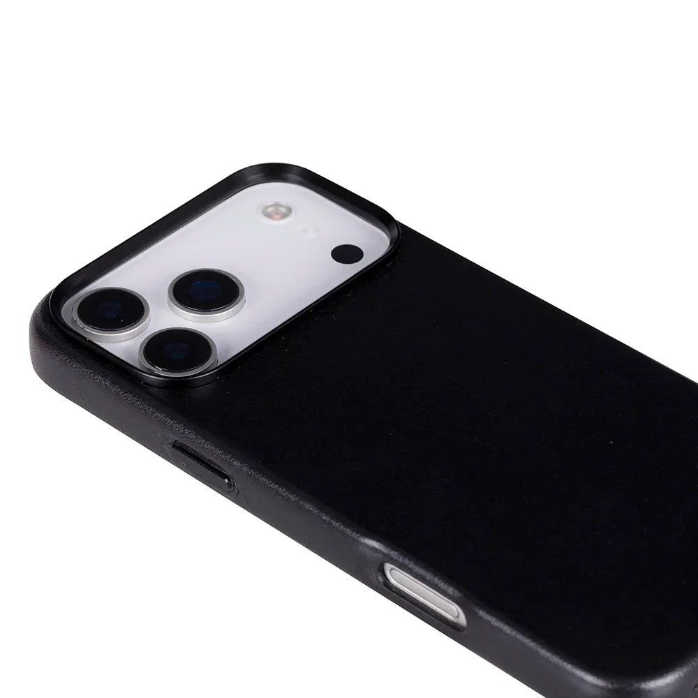 Prestige iPhone 17 Pro Leather Case Bouletta