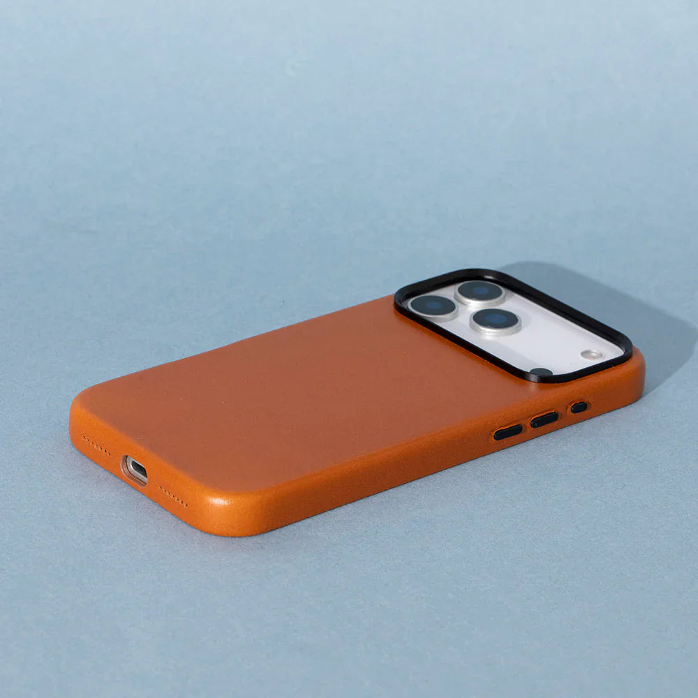 Prestige iPhone 17 Pro Leather Case Bouletta