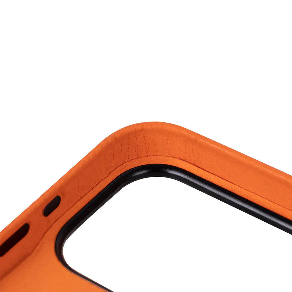 Prestige iPhone 17 Pro Leather Case Bouletta
