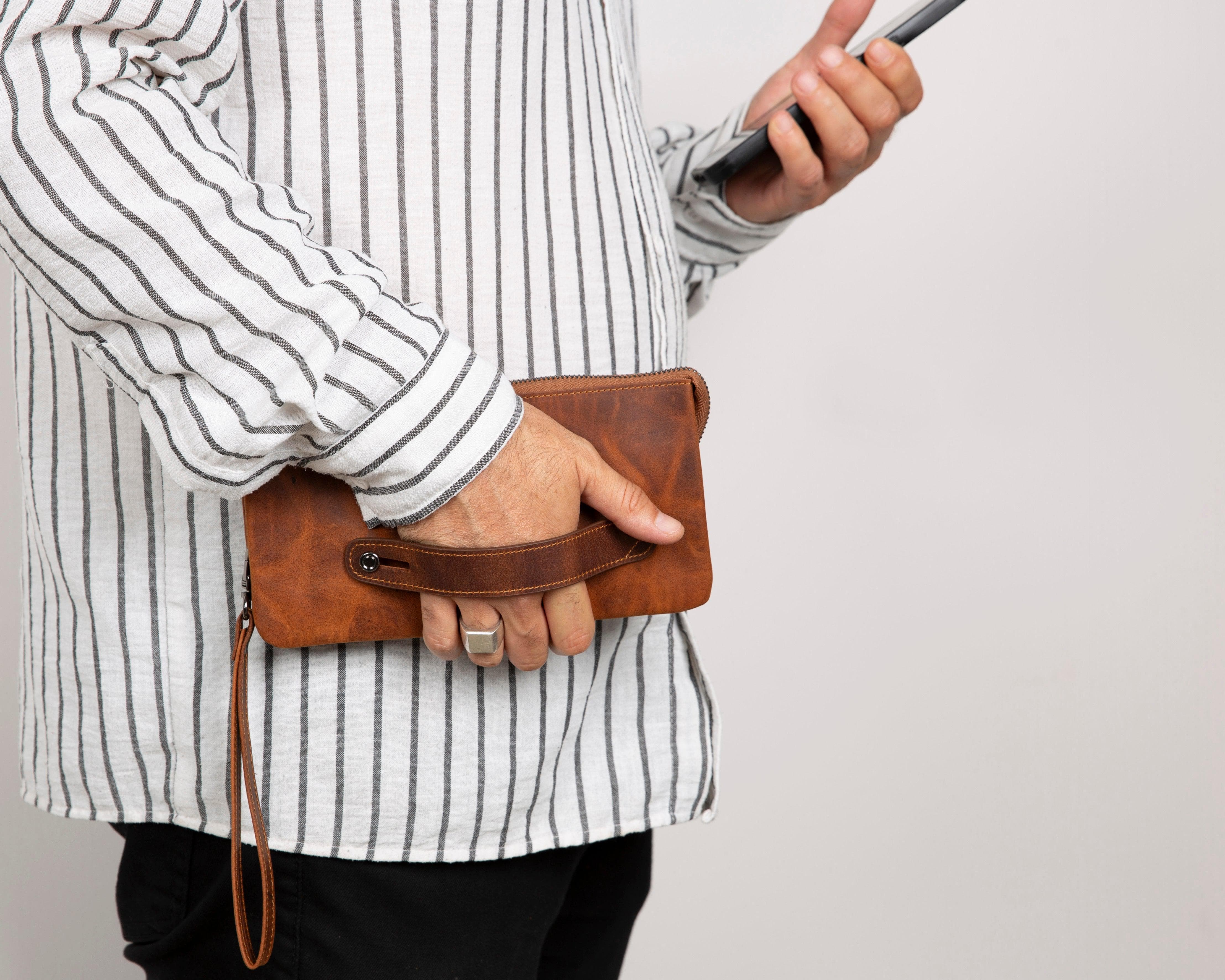 Prestige Leather Clutch Bag Bouletta