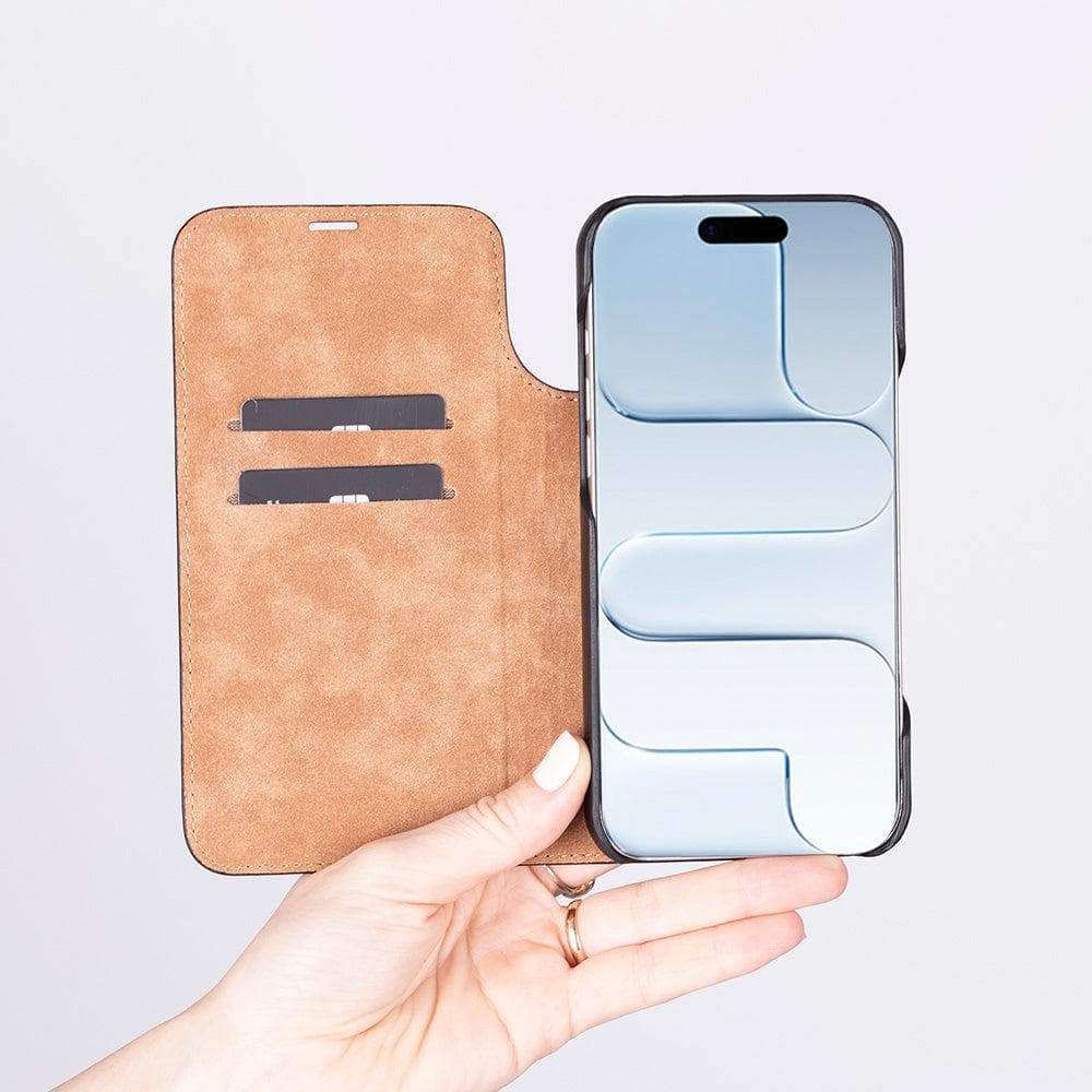 Sonat Leather iPhone 17 Folio Case Bouletta