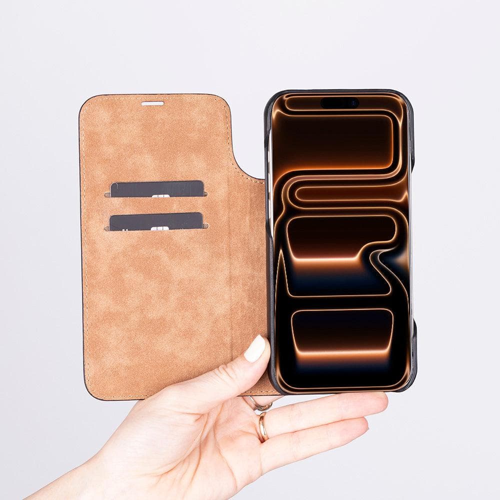 Sonat Leather iPhone 17 Pro Max Folio Case Bouletta