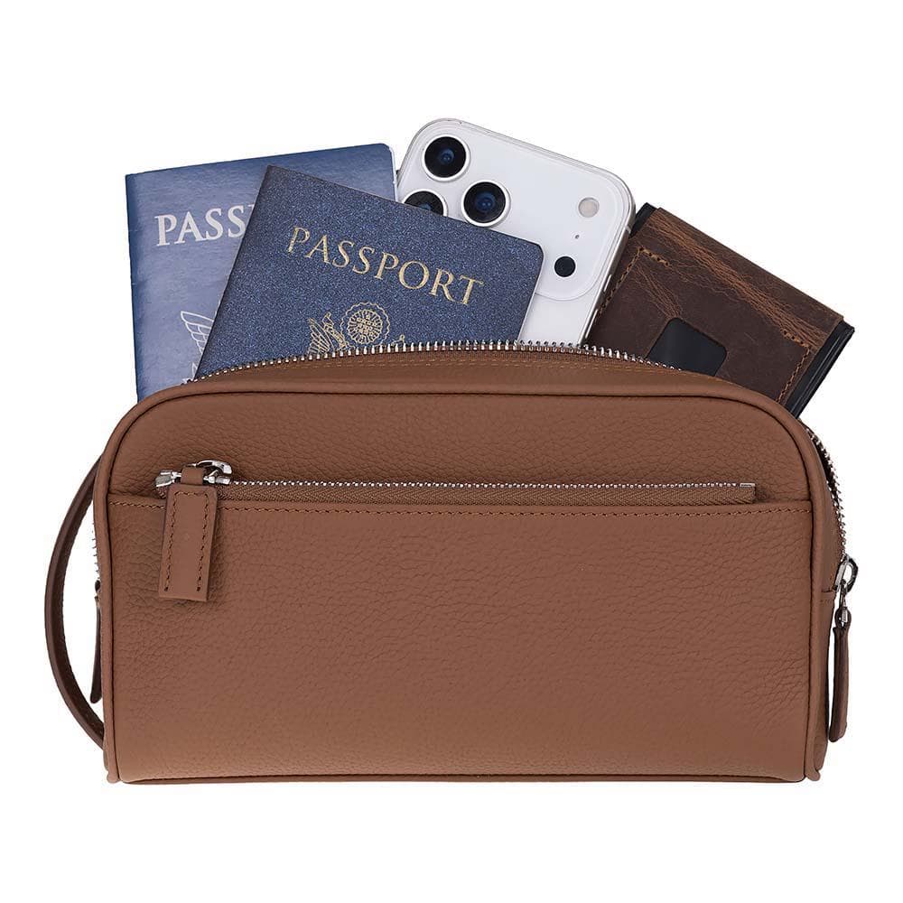 Travero Leather Dopp Kit Bouletta