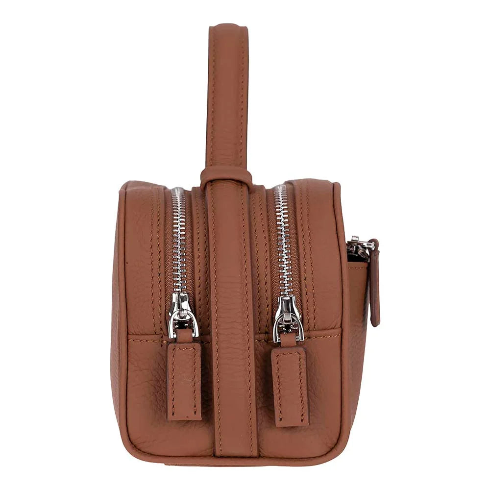 Travero Leather Dopp Kit Bouletta
