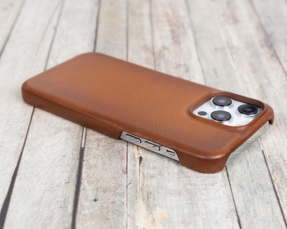 Ultimate Jacket iPhone 14 Series Genuine Leather Case / UJ - iPhone 14 / BURNISHED RUSTIC TAN Bouletta