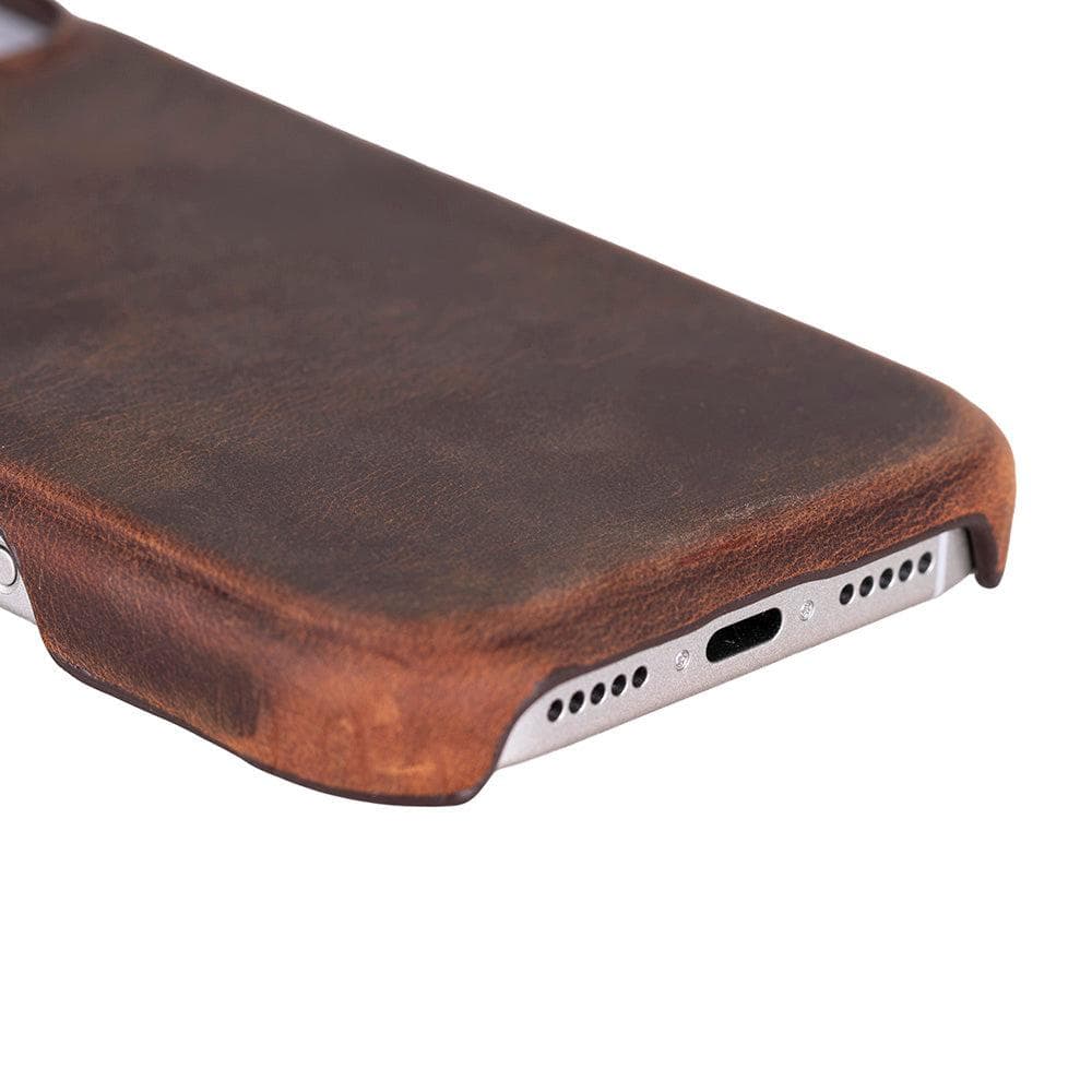 Ultimate Jacket Leather iPhone 17 Case Bouletta